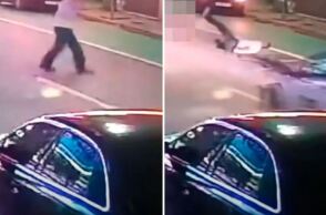 Νέο βίντεο από την στιγμή που η μηχανή παρασέρνει τον παππού και το βρέφος