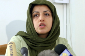 Η Ναργκίς Μοχαμαντί σταμάτησε την απεργία πείνας - Μεταφέρθηκε στο νοσοκομείο χωρίς να υποχρεωθεί να φορέσει χιτζάμπ - Τι δήλωσε η κάτοχος του Νόμπελ Ειρήνης.