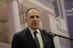 Γεραπετρίτης: Στη Ραμάλα εκτάκτως την Πέμπτη ο υπουργός Εξωτερικών