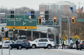 Έκρηξη ΙΧ με δύο νεκρούς σε γέφυρα στα σύνορα με τον Καναδά