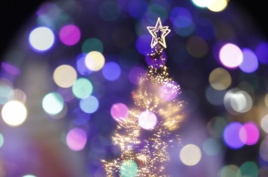 Χριστουγεννιάτικο δέντρο στην πλατεία Συντάγματος - Το αστέρι στην κορυφή