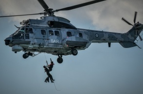 Διάσωση ατόμου από ελικόπτερο