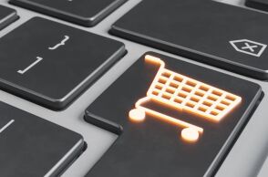 Δικογραφία σε βάρος 42χρονης για απάτη μέσω διαδικτύου - Έστελνε στους πελάτες άλλα προϊόντα από αυτά που είχαν παραγγείλει - Εξιχνιάστηκαν 38 περιπτώσεις.