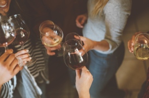 6 ερυθρές ετικέτες για τα χειμωνιάτικα βράδια