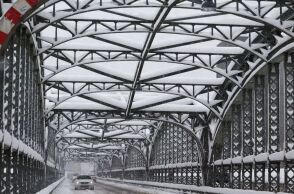 Στο έλεος του χιονιά η Γερμανία - Έκλεισε το αεροδρόμιο του Μονάχου