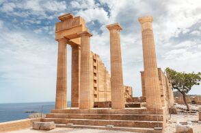 Google: Οι κορυφαίοι ταξιδιωτικοί προορισμοί σε αναζητήσεις το 2023 - Ελλάδα και Ρόδος πέτυχαν πρωτιές στην παγκόσμια λίστα.