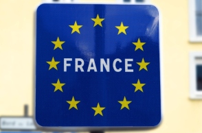 Γαλλία: Αυστηρότερα μέτρα για την παράτυπη μετανάστευση