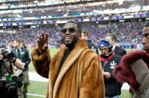 Σον «Diddy» Κομπς: Ακυρώθηκε ριάλιτι για την οικογένεια του μεγιστάνα της μουσικής - Αντιμετωπίζει κατηγορίες για σεξουαλική επίθεση και ομαδικό βιασμό.