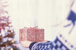 Δώρο Χριστουγέννων 2023: Πότε πληρώνεται - Πώς υπολογίζεται