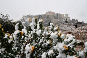 Έκτακτο δελτίο επιδείνωσης καιρού: Υποχωρεί κατά 6 με 8 βαθμούς η θερμοκρασία - Σε ποιες περιοχές της χώρας θα εκδηλωθούν καταιγίδες και χιόνια.
