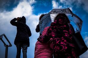 Ο καιρός αύριο: Υποχωρούν τα έντονα φαινόμενα την Κυριακή 17 Δεκεμβρίου - Πού θα σημειωθούν καταιγίδες - χιονοπτώσεις - Αναλυτική πρόγνωση του meteo και της ΕΜΥ