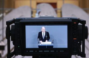 Γερμανία: Κατά της χαλάρωσης του «φρένου χρέους», αλλά υπέρ της διεξαγωγής πρόωρων εκλογών η πλειοψηφία - Επιβεβαιώνεται η δυσαρέσκεια των πολιτών.