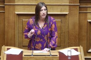 Ζωή Κωνσταντοπούλου