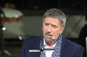 Παπαδόπουλος: Το τηλεφώνημά του στον πρωθυπουργό στις 11 το βράδυ - Δείτε τη συνέντευξή του στην ΕΡΤ