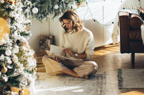 23 βιβλία ελληνικής λογοτεχνίας για τις γιορτές