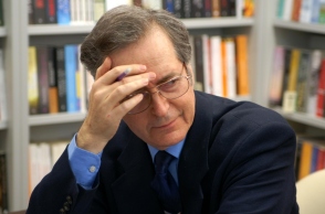 Ο Ευγένιος Τριβιζάς επιστρέφει με μία νέα ιστορία για τα Χριστούγεννα 