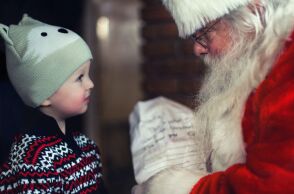 Τι περιλαμβάνει το «καλάθι του Άη Βασίλη» και μέχρι πότε θα είναι σε ισχύ