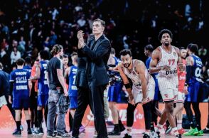 Βιλερμπάν - Ολυμπιακός 73-85: Έκανε το αυτονόητο με πολλούς πρωταγωνιστές