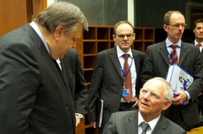 Οι δύο αποχαιρετισμοί του Βενιζέλου στον Σόιμπλε 