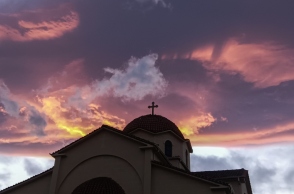 Ο Μάνος Βουλαρίνος σχολιάζει τις δηλώσεις του μητροπολίτη Μεσσηνίας για τους ομοφυλόφυλους και την εκκλησία.