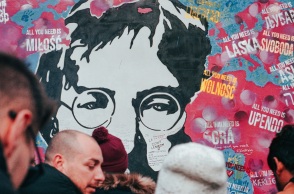 John Lennon: Το τραγούδι των Beatles που θεωρούσε πως θα ακουγόταν έναν αιώνα μετά