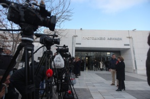 Κεκλεισμένων των θυρών η δίκη για την υπόθεση βιασμού και εκπόρνευσης της 12χρονης στον Κολωνό