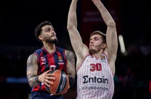 Euroleague: Μπασκόνια - Ολυμπιακός 80-69 - Απογοητευτική εμφάνιση για τους ερυθρόλευκους - Οι καλύτερες στιγμές του αγώνα.