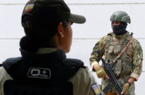 Ισημερινός: Απελευθέρωση 178 σωφρονιστικών υπαλλήλων – Κρατούνταν όμηροι σε φυλακές - Αλυσιδωτές εξεγέρσεις κρατουμένων μετά την απόδραση αρχηγού συμμορίας.