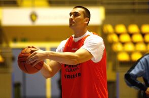 NBA Πέθανε ο Ντέγιαν Μιλόγεβιτς