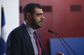 Μαρινάκης σε Ιερώνυμο για ομόφυλα ζευγάρια και δημοψήφισμα