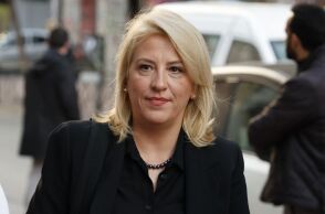 Δίκη για το Μάτι: Θέλω να εκφράσω την συντριβή μου, είπε η Ρένα Δούρου στην απολογία της - Υποστηρίζει ότι στοχοποιήθηκε η πρώην περιφερειάρχης Αττικής.