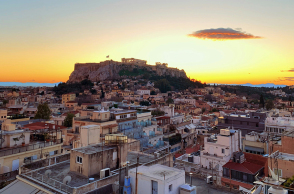 Αθήνα - Λονδίνο: Ανάμεσα σε δύο πόλεις