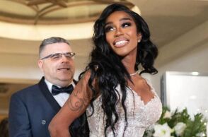 Η Ελίζαμπεθ Ελέτσι έδωσε τη δική της απάντηση για το πάρτι φοροδιαφυγής που έγινε στον πολυτελή γάμο της και προκάλεσε την ενεργοποίηση των ελεγκτών της ΑΑΔΕ.