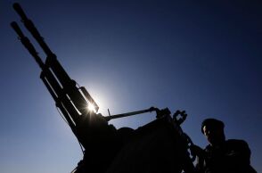 ΗΠΑ: Καταρρίφθηκε πύραυλος που εκτοξεύθηκε από την Υεμένη προς αμερικανικό αντιτορπιλικό - Καταστράφηκε χωρίς να προκαλέσει τραυματισμούς.