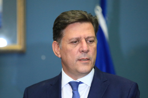 Περιστρεφόμενες πόρτες: Όταν δημόσιοι λειτουργοί εγκαταλείπουν τη διοίκηση για τον ιδιωτικό τομέα