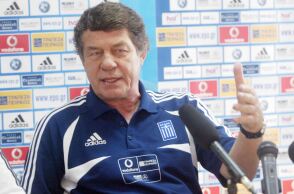 Ότο Ρεχάγκελ: Αποθεώθηκε σε εκδήλωση 20 χρόνια μετά το Euro 2004