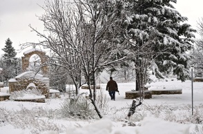 Χιονισμένο τοπίο στα Βίλια και την Ιπποκράτειο Πολιτεία