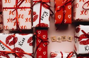 Άγιος Βαλεντίνος: Πώς γιορτάζεται στον υπόλοιπο κόσμο