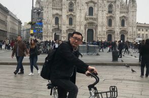 Κίνα: Σε θανατική ποινή με αναστολή καταδίκασε δικαστήριο του Πεκίνου τον Αυστραλό συγγραφέα Γιανγκ Χενγκτζούν - Κατηγορήθηκε ότι ήταν κατάσκοπος.