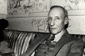 Η ζωή και το έργο του ποιητή και συγγραφέα της Μπιτ γενιάς, Γουίλιαμ Σ. Μπάροουζ, που γεννήθηκε στις 5 Φεβρουαρίου 1914.