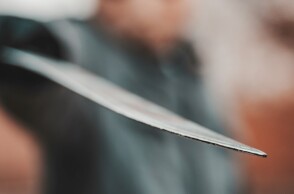 Ανήλικοι δέχθηκαν επίθεση από 30 άτομα στον Πειραιά