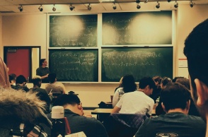 Μη κρατικά πανεπιστήμια: Νόμος του κράτους μέχρι το τέλος του μήνα