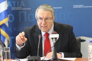 Γιώργος Μπαμπινιώτης