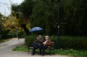 Καιρός σήμερα: Βροχερός ο καιρός την Παρασκευή