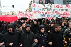 Πανεκπαιδευτικό συλλαλητήριο στα Προπύλαια