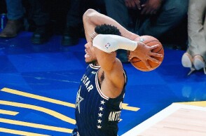 Ο Γιάννης Αντετοκούνμπο ανέβηκε στην 11η θέση των πρώτων σκόρερ στην ιστορία του All-Star Game