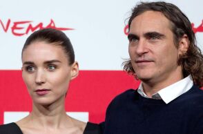 Χοακίν Φίνιξ - Ρούνι Μάρα: Γονείς για δεύτερη φορά – Γνωρίστηκαν το 2012 και παραμένουν ένα από τα σταθερότερα ζευγάρια του Χόλιγουντ.