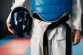 Ανήλικη στη Ρόδο κατήγγειλε δάσκαλο καράτε για ασέλγειαΑνήλικη στη Ρόδο κατήγγειλε δάσκαλο καράτε για ασέλγεια