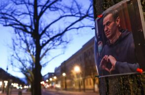 Συνελήφθη ο δικηγόρος του Αλεξέι Ναβάλνι, σύμφωνα με ρωσικά μέσα ενημέρωσης - Είχε συνοδεύσει τη μητέρα του εκλιπόντα στη Σιβηρία. 