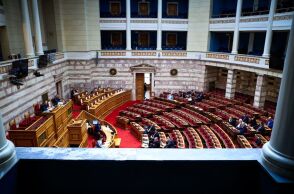 Βουλή: Δεκτό από την αρμόδια επιτροπή το νομοσχέδιο για τα μη κρατικά πανεπιστήμια - Την Τετάρτη προς συζήτηση στην Ολομέλεια.